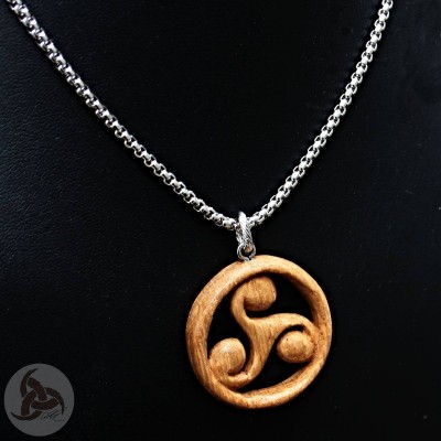 Ocelový náhrdelník - Přívěsek Triskelion (Dubové Dřevo) 02 + Řetízek Rings